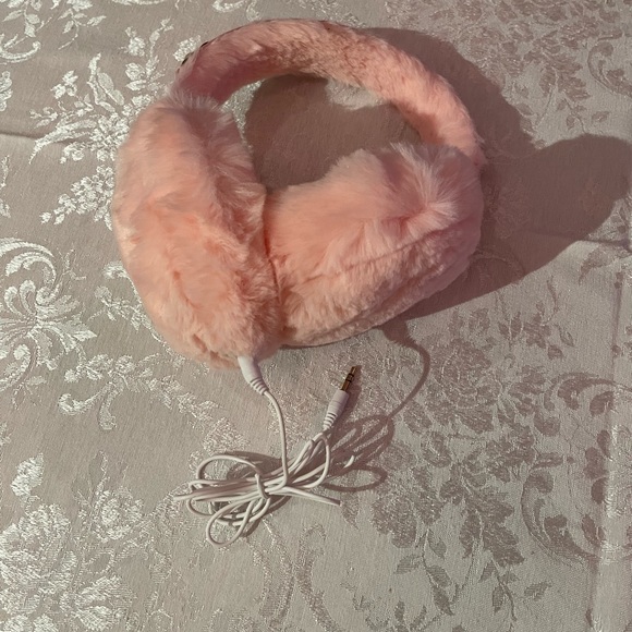Cozy Pink WIRED Ear-Muffs BRAND NEW --NOT WIRELESS - Picture 8 of 8